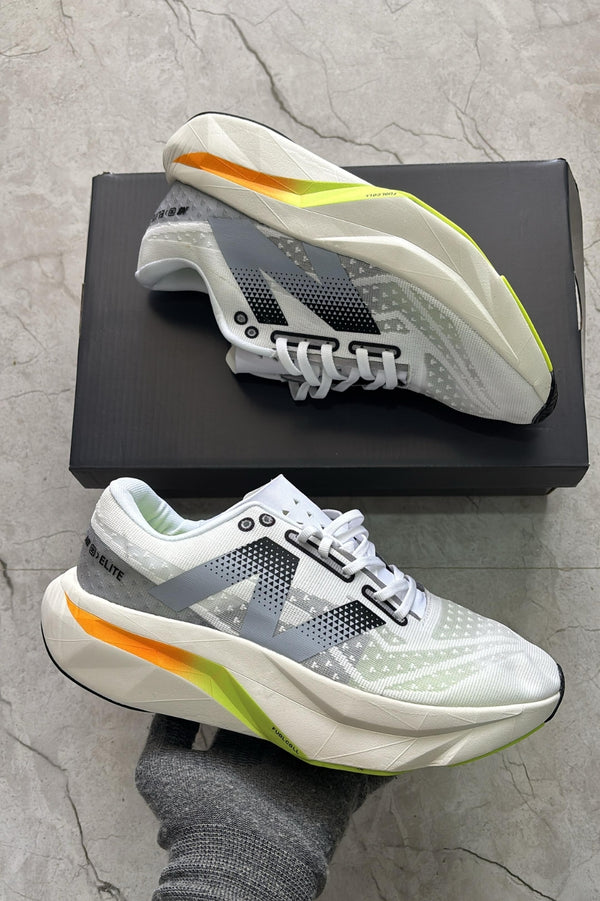 New balance sc elite gray & white